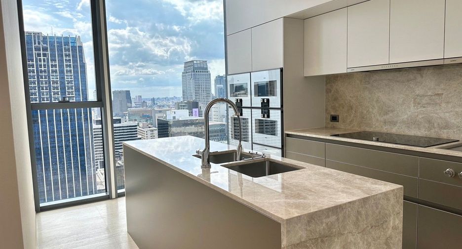 For sale 3 Beds condo in Pathum Wan, Bangkok