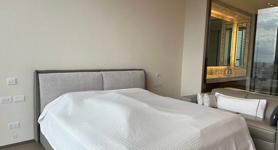 For sale 3 Beds condo in Pathum Wan, Bangkok