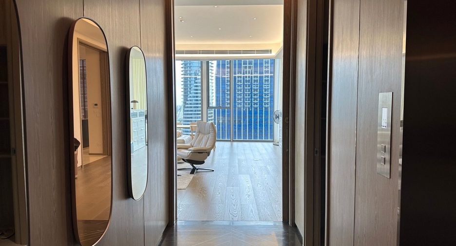 For sale 3 Beds condo in Pathum Wan, Bangkok