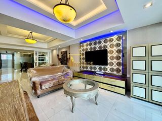 Condo en alquiler de 2 habitaciones en Khlong Toei, Bangkok