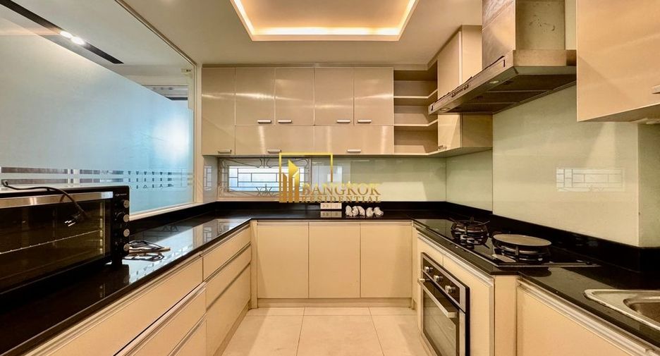 Condo en alquiler de 2 habitaciones en Khlong Toei, Bangkok