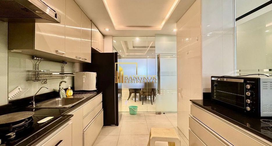 Condo en alquiler de 2 habitaciones en Khlong Toei, Bangkok