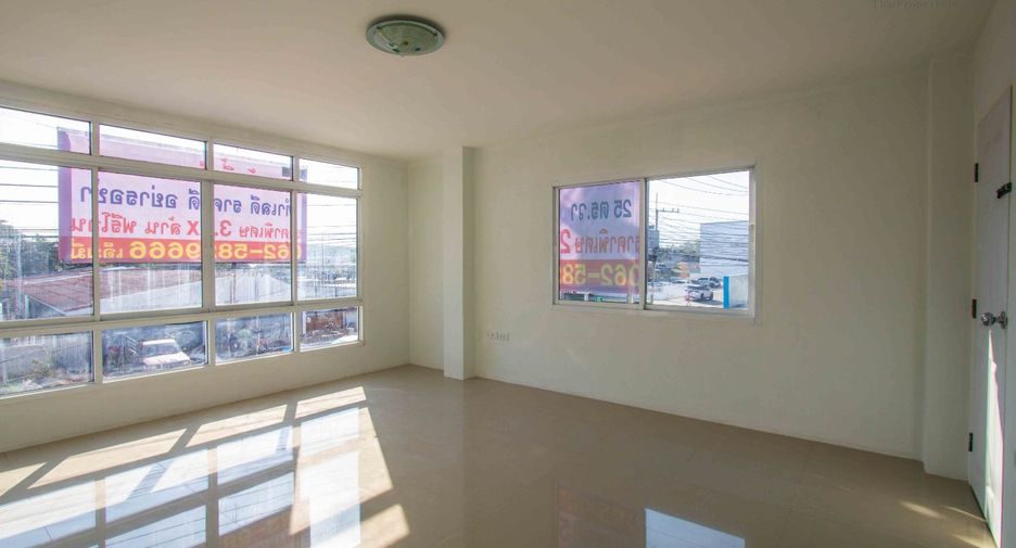 For sale retail Space in Mueang Phetchabun, Phetchabun