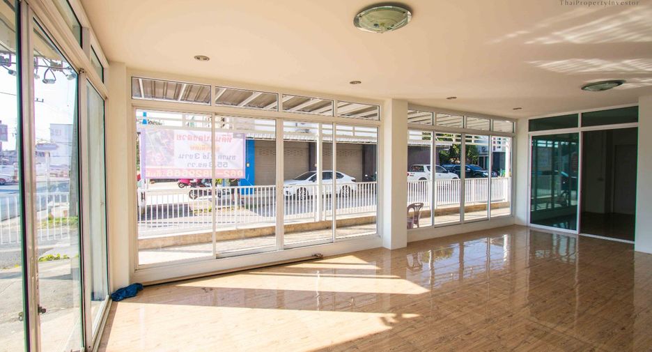 For sale retail Space in Mueang Phetchabun, Phetchabun