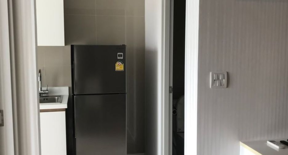 For sale 1 bed condo in Si Racha, Chonburi