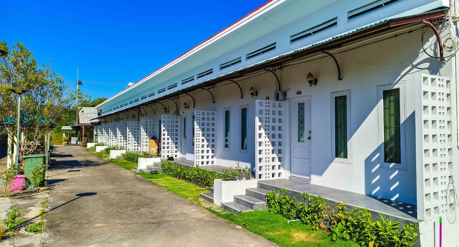 出售 20 卧室 公寓式住宅 在 Mueang Rayong, Rayong