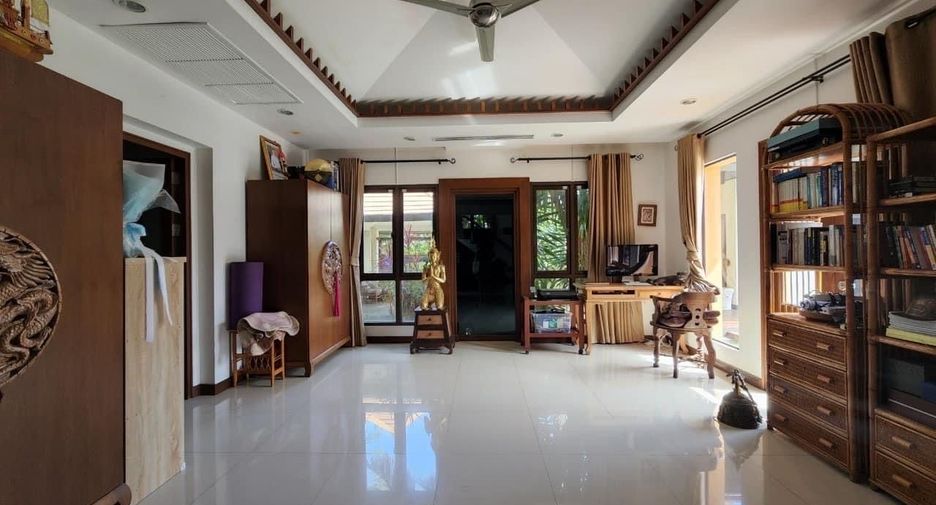 For sale 6 ベッドルーム villa in Bang Lamung, Chonburi