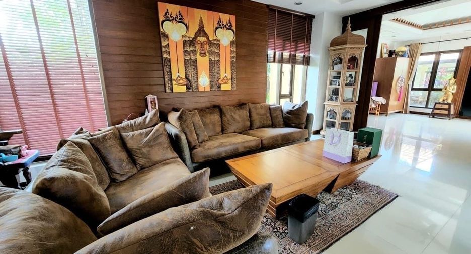 For sale 6 ベッドルーム villa in Bang Lamung, Chonburi