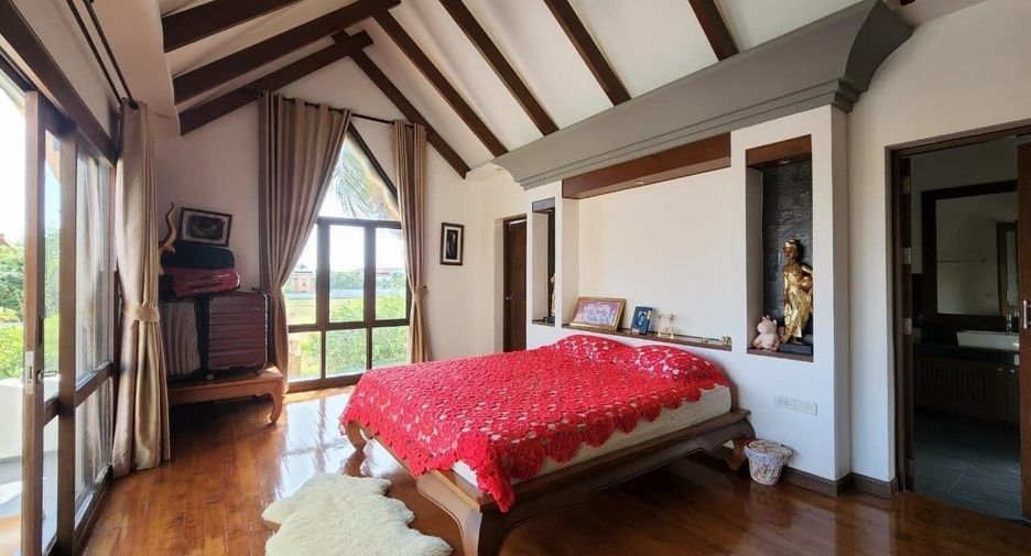For sale 6 ベッドルーム villa in Bang Lamung, Chonburi