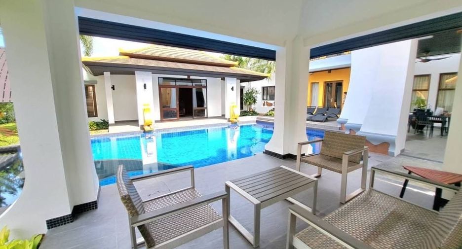 For sale 5 ベッドルーム villa in Bang Lamung, Chonburi