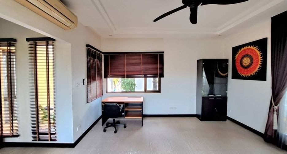 For sale 5 ベッドルーム villa in Bang Lamung, Chonburi