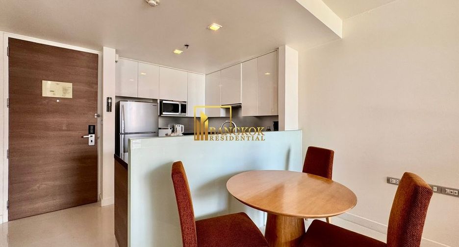 Apartamento con servicios en alquiler de 1 habitaciones en Khlong Toei, Bangkok