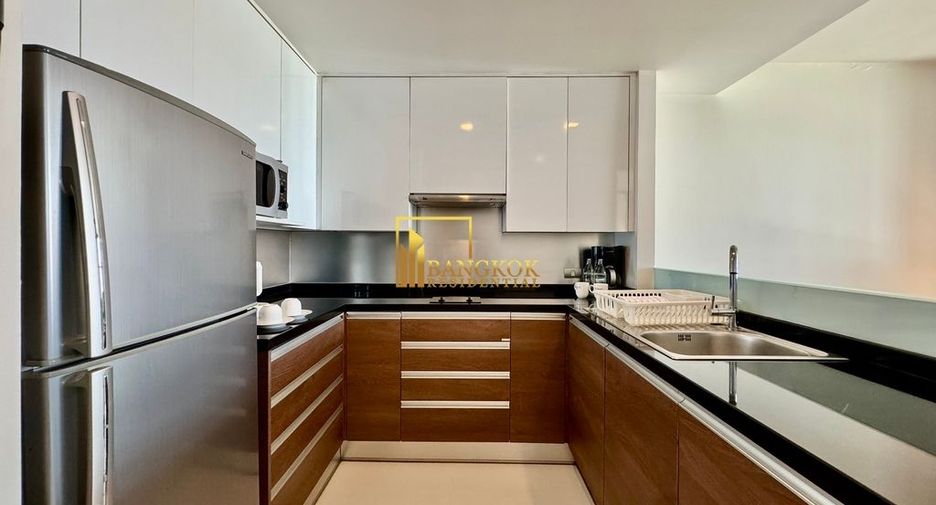 Apartamento con servicios en alquiler de 1 habitaciones en Khlong Toei, Bangkok