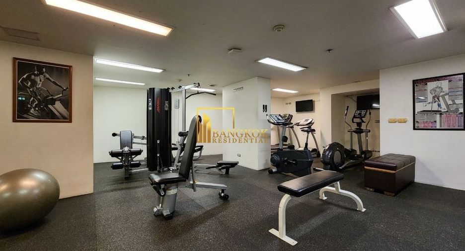 Apartamento con servicios en alquiler de 1 habitaciones en Khlong Toei, Bangkok