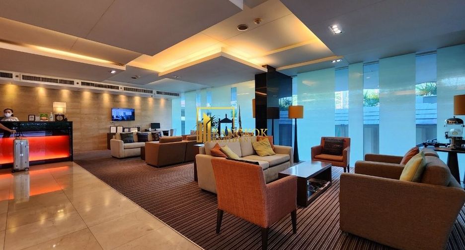 Apartamento con servicios en alquiler de 1 habitaciones en Khlong Toei, Bangkok