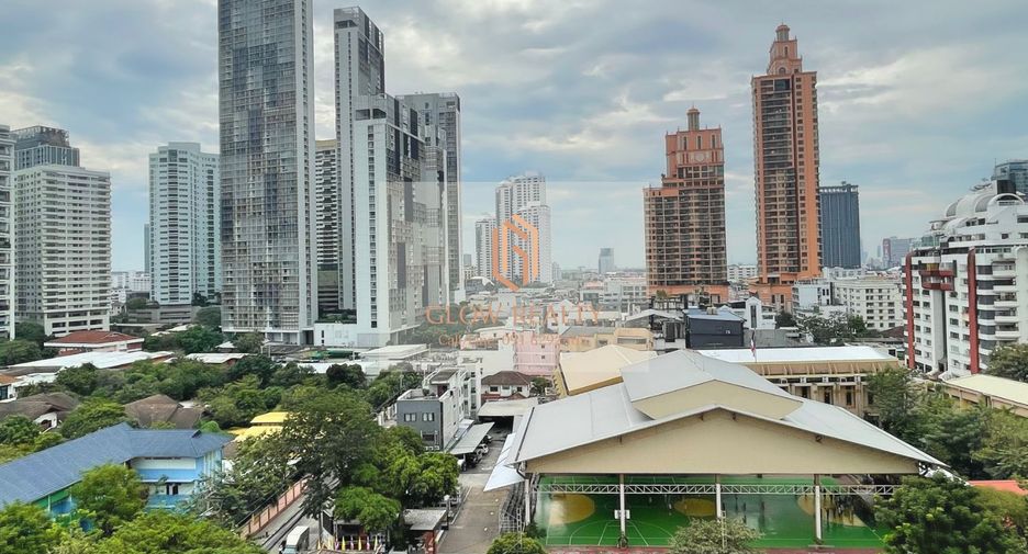 For sale 2 Beds condo in Khlong Toei, Bangkok