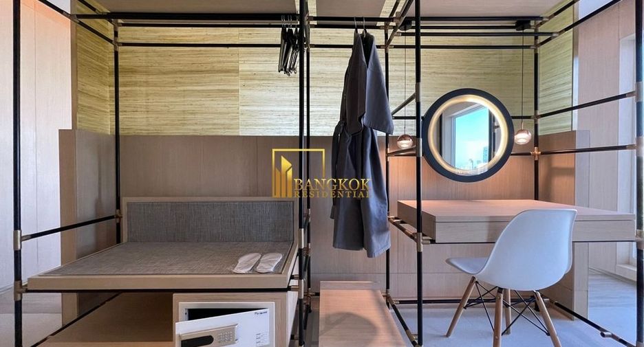 For rent 2 bedrooms serviced apartment in Yan Nawa, Bangkok