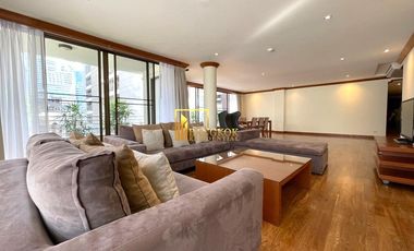For rent 4 bedrooms apartment in Khlong Toei, Bangkok