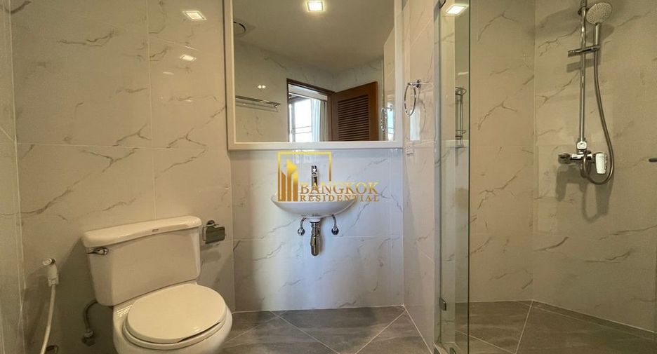 For rent 4 bedrooms apartment in Khlong Toei, Bangkok