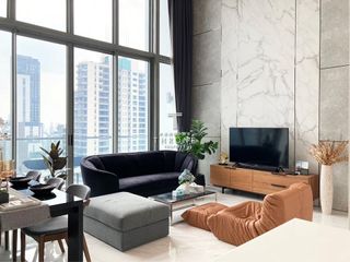 For rent 3 bed condo in Watthana, Bangkok