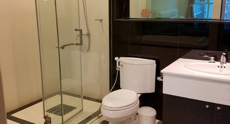 For rent 1 bed condo in Pathum Wan, Bangkok