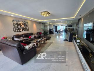 For sale 4 bed condo in Khlong Toei, Bangkok