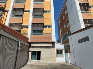 For sale 3 bed retail Space in Sai Noi, Nonthaburi
