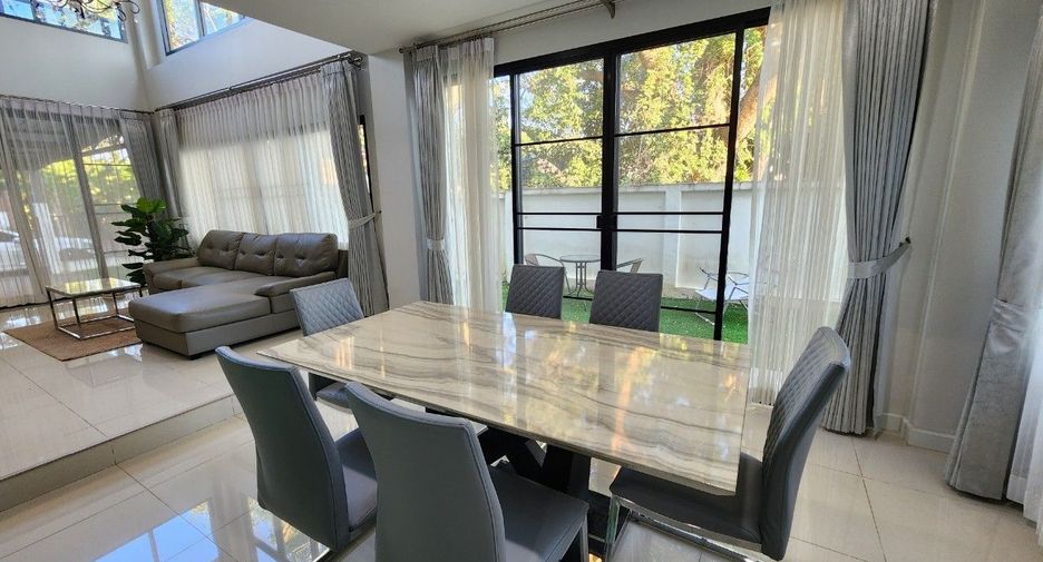 For rent 3 bedrooms townhouse in Mueang Chiang Mai, Chiang Mai