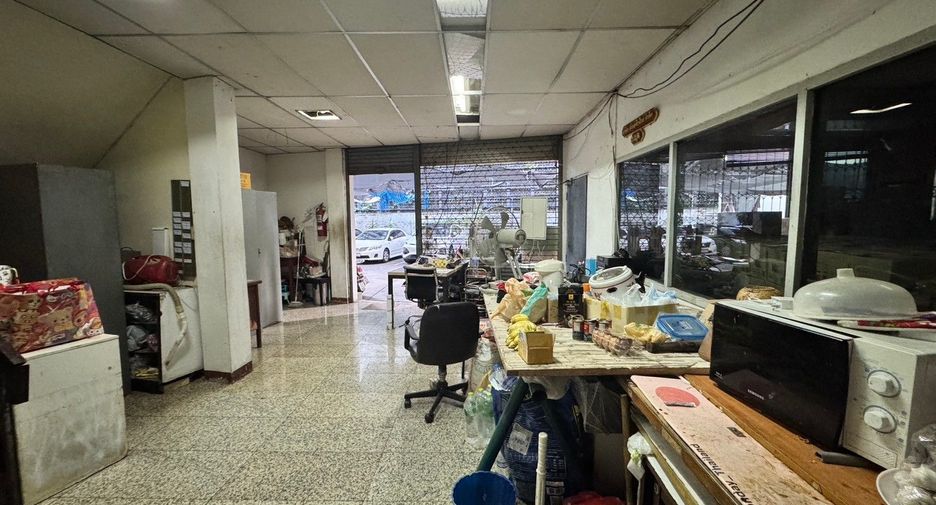 出租 商业空间 在 Khlong Toei, 曼谷