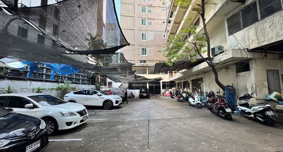 出租 商业空间 在 Khlong Toei, 曼谷