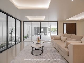 For sale 3 Beds house in Watthana, Bangkok