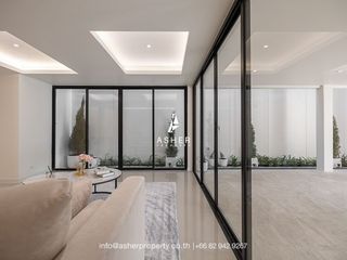 For sale 3 Beds house in Watthana, Bangkok