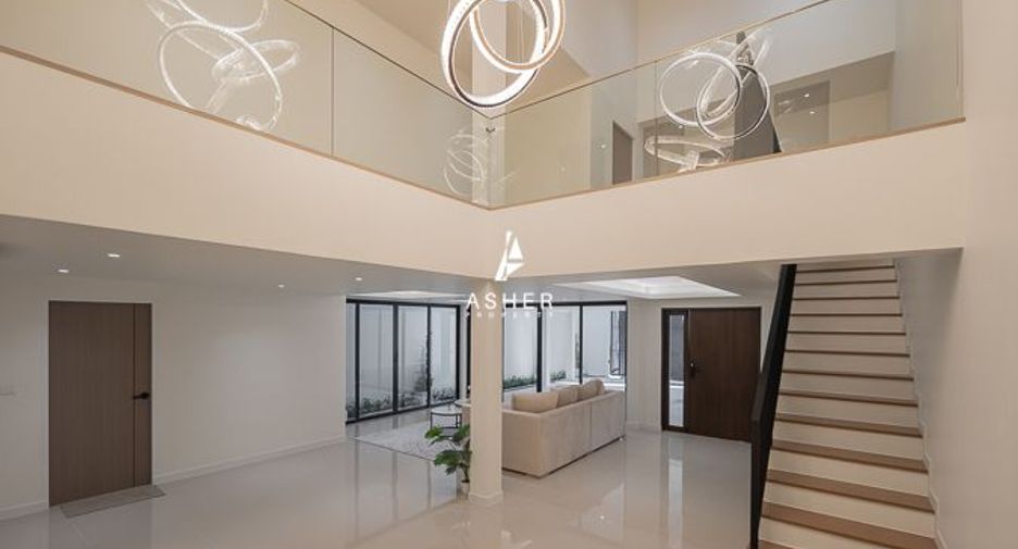 ขาย 3 ห้องนอน บ้านเดี่ยว ใน วัฒนา, กรุงเทพฯ