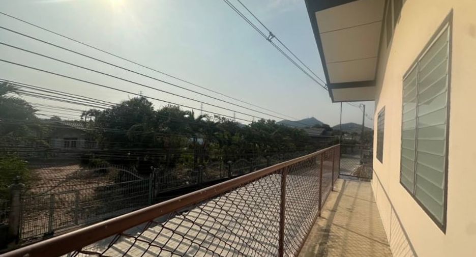 For sale 10 bedrooms apartment in Si Racha, Chonburi