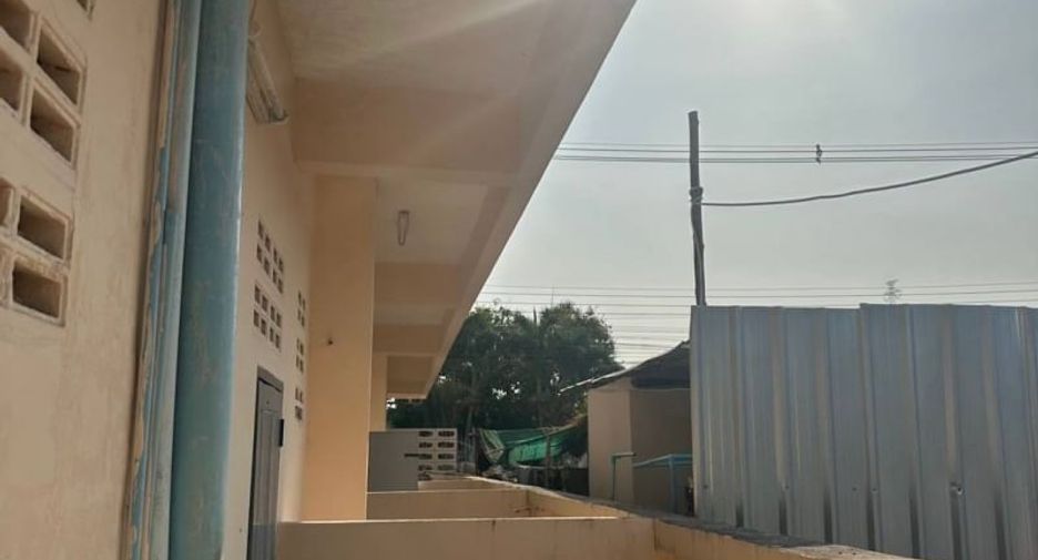 For sale 10 bedrooms apartment in Si Racha, Chonburi