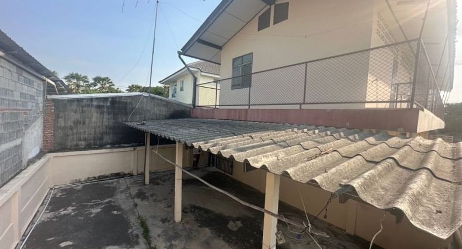 For sale 10 bedrooms apartment in Si Racha, Chonburi