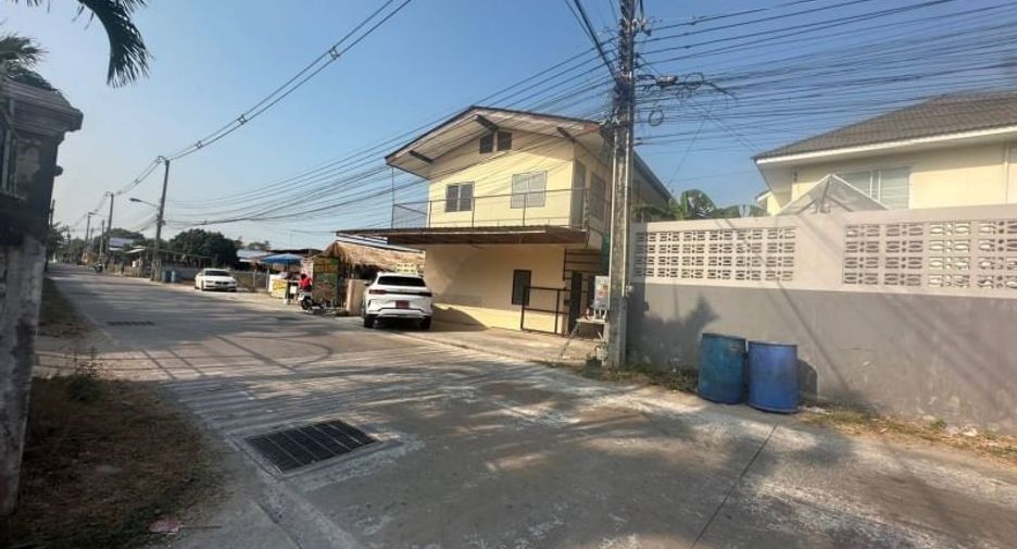For sale 10 bedrooms apartment in Si Racha, Chonburi