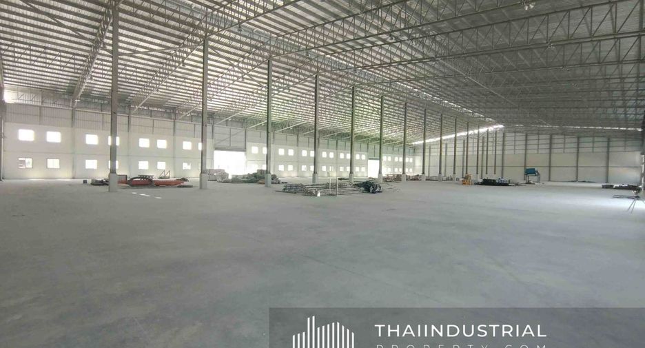 À louer entrepôt à Phanat Nikhom, Chonburi