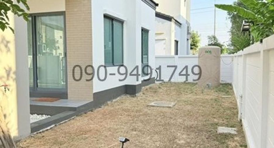 Casa en alquiler de 3 habitaciones en Bang Sao Thong, Samut Prakan