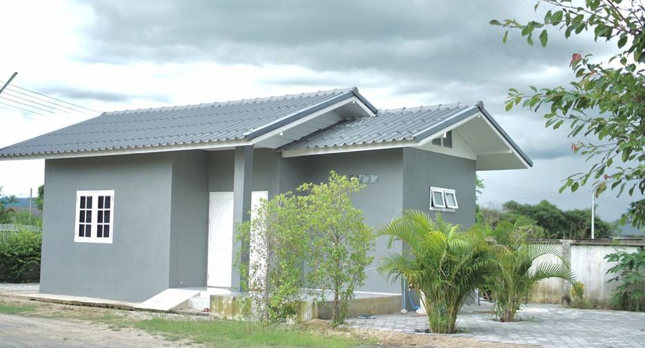 For rent 3 bedrooms house in San Kamphaeng, Chiang Mai