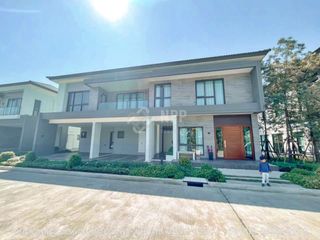 À louer et à vendre 5 chambres maison à Bang Phli, Samut Prakan