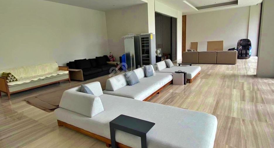 Haus zum Kauf mit 5 Zimmer in Bueng Kum, Bangkok
