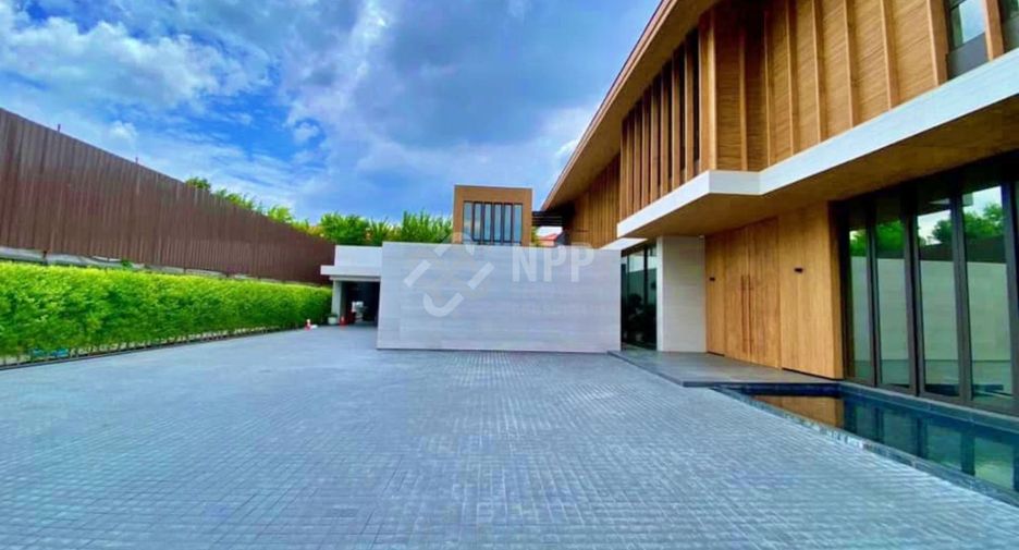 Haus zum Kauf mit 5 Zimmer in Bueng Kum, Bangkok