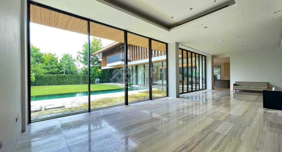 Haus zum Kauf mit 5 Zimmer in Bueng Kum, Bangkok