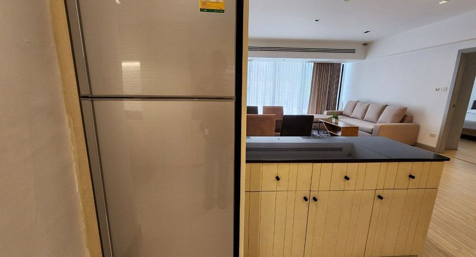 For rent 2 bedrooms apartment in Khlong Toei, Bangkok