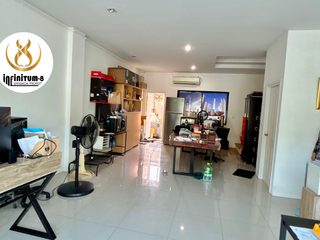For sale 4 Beds retail Space in Bang Phli, Samut Prakan