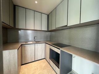 For sale 3 bed condo in Phaya Thai, Bangkok