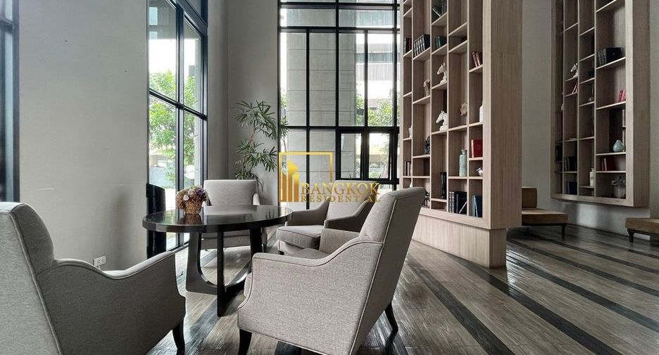 For rent 2 bedrooms condo in Watthana, Bangkok