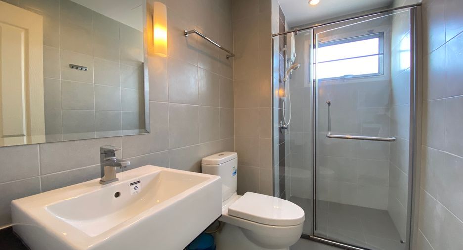 For rent 2 bedrooms condo in Mueang Chiang Mai, Chiang Mai