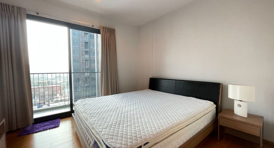 For rent 2 bed condo in Phaya Thai, Bangkok